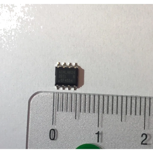 AT24C256C-SSHL-T Chip