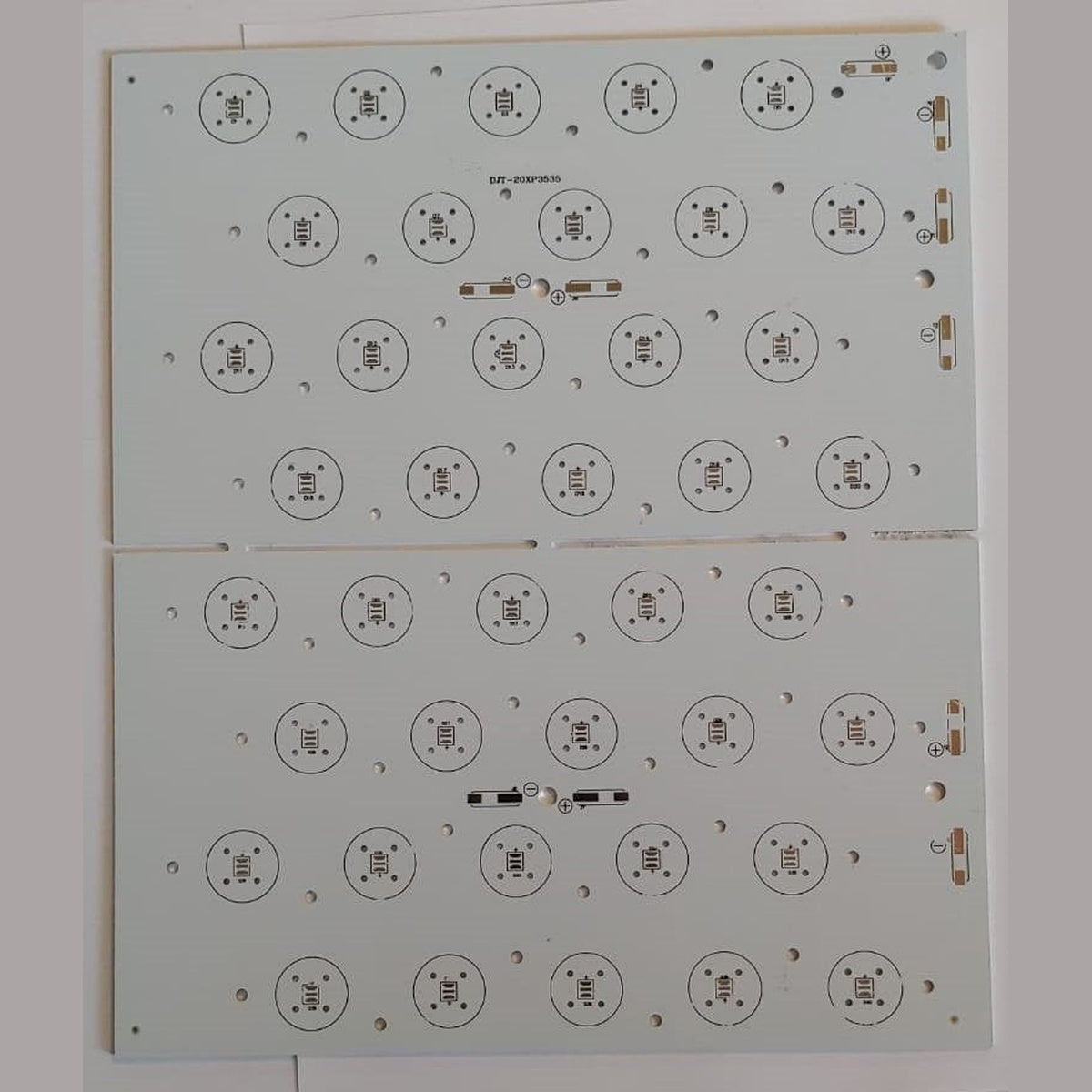 40 led 20x2 DJT-20XP3535 Led Pcb 27x23cm