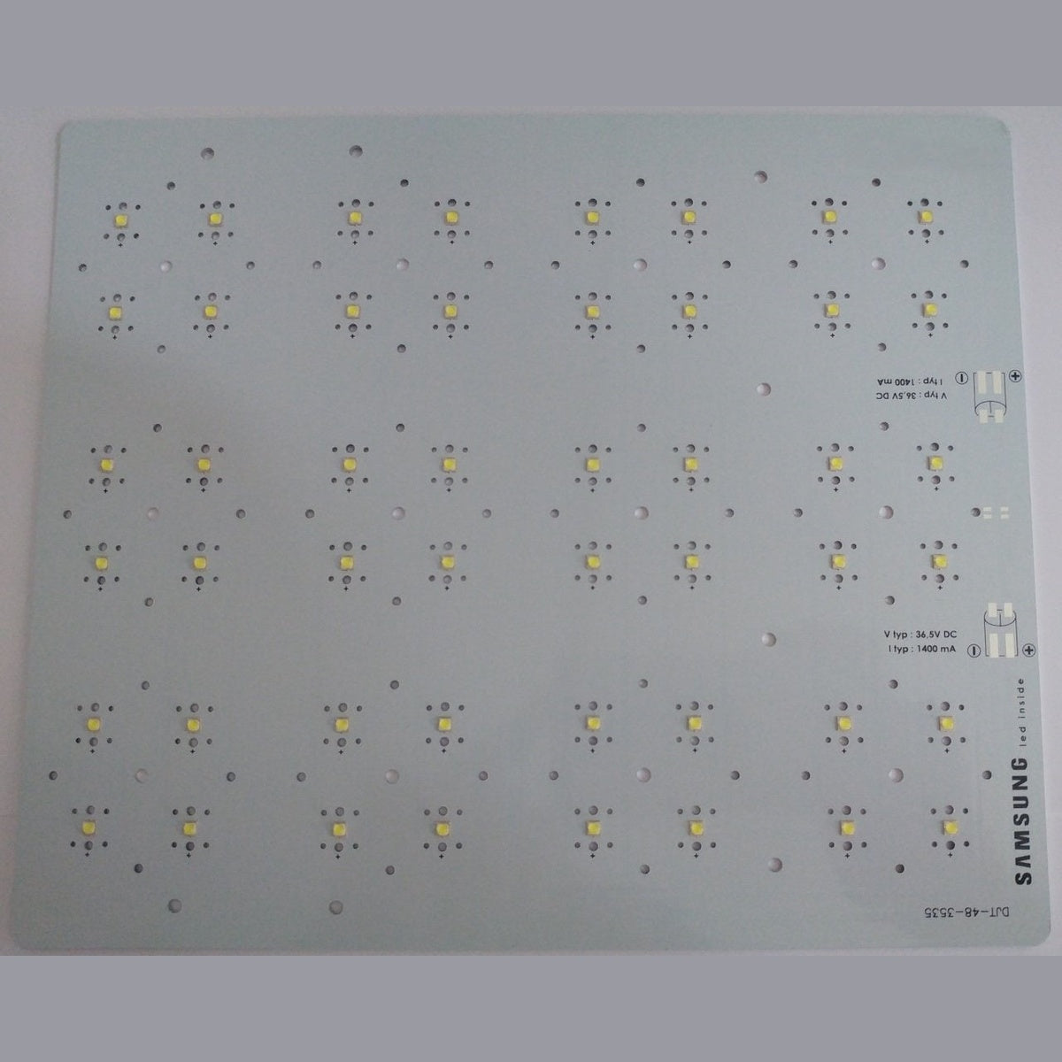 48x3 Watt Toshiba TL1L3 205x255mm Modül Beyaz