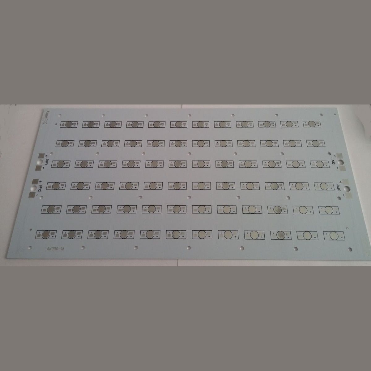 72 Li Tek Renk Dikdörtgen Pcb 34x17cm AK000-18
