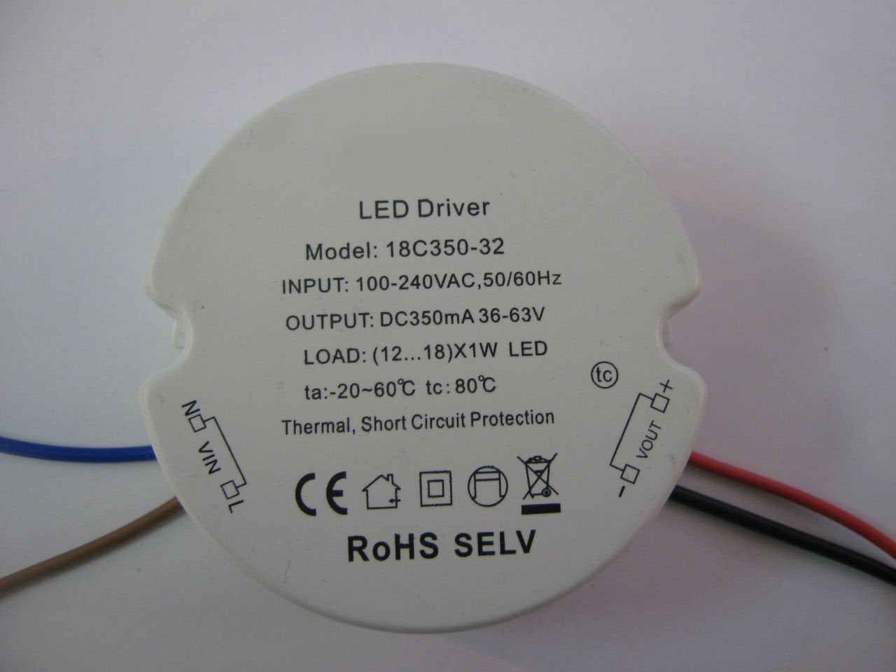 12-18x1 Watt 350 mA Powermax AT18C350-32